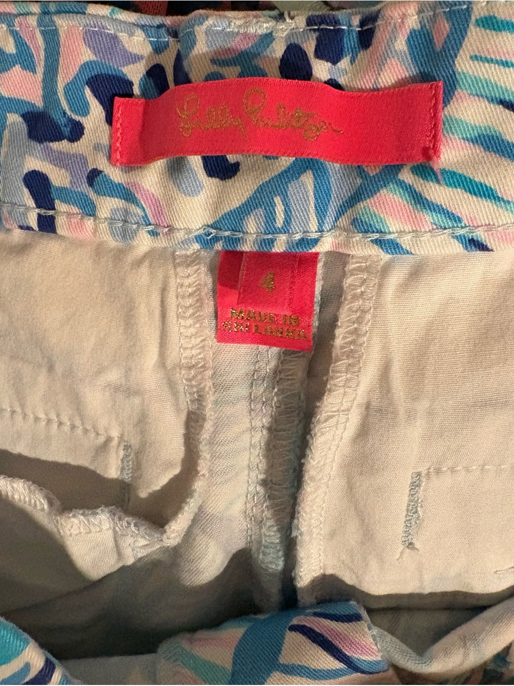 Lilly Pulitzer blue Floral-Print Women’s Shorts size 4 - Picture 5 of 6